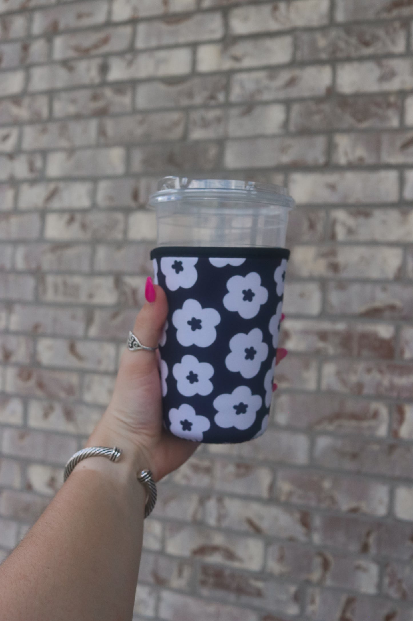 BLACK FLOWER COFFEE SLEEVE - 3 SIZES